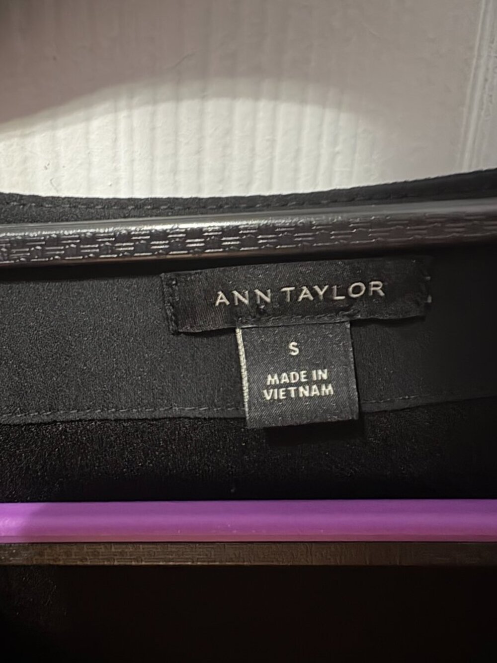 Ann Taylor Basic Black Top Small - Picture 3 of 6